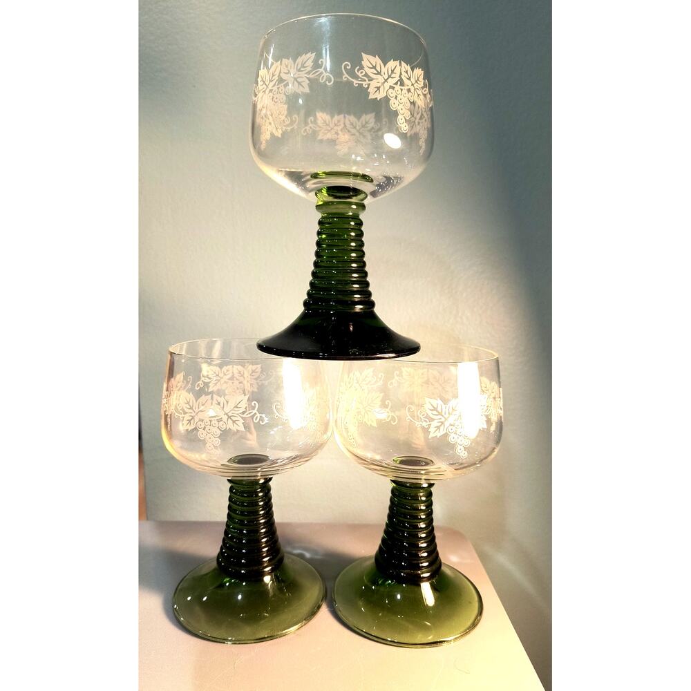 799. Roemer Rummer Wine Glasses Set of 3 Germany Vintage